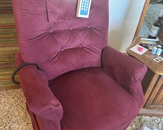 Lift chair recliner 