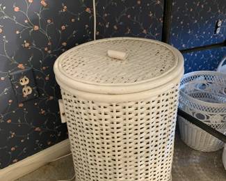 #40	Wood/Wicker Hamper - 19" Tall	 $20.00 

