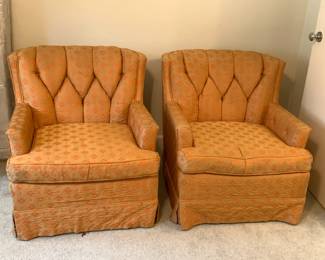 #47	Rowe Furniture Set of 2 orange Button back Side Chairs - set of 2 	 $40.00 

