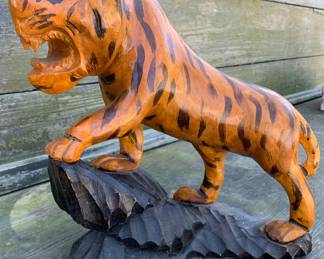 Mid Century era carved wood 13” x 12” roaring Tiger sculpture 