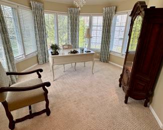 Master Bedroom Office Area