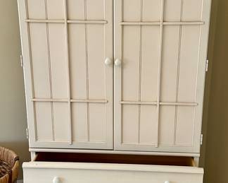 Thomasville Impressions Linen Press