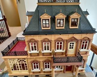 Playmobile 5300 Victorian Mansion Dollhouse includes: $800 
Victorian Bedroom 
Formal Dining Room 
Kitchen with Stove 
Babies Playroom 
Victorian Bathroom 
Full Garden Terrace 
Lounge with Fireplace 
Horsedrawn Wedding Carriage 
Victorian Laundry 
Fishmarket 
Outside Birthday Party Set 
Rabbit Hutch 
Victorian Garden Terrace 
Extras: Halloween, Biking and Sledding 
