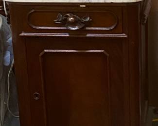 MARBLE TOP VICTORIAN TABLE