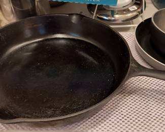 No. 10 Cast Iron