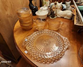 Handled Cake Plate Waterford Pink by Anchor Hocking, Anchor Hocking QUEEN MARY Pink Depression Glass Dessert Berry Bowls