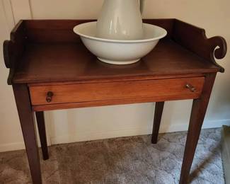 Great primitive desk
