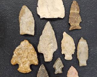 Native American artifacts / arrowheads