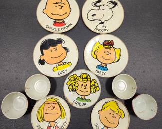 Metal Snoopy Peanuts child's toy dishes