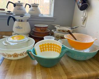 Vintage Pyrex 
