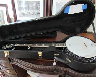 Lovely banjo in great condition