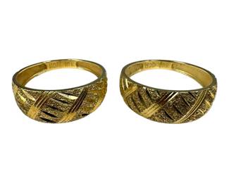 Pair of 10kt Yellow Gold Criss Cross Diamond Cut Rings