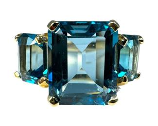 10kt Yellow Gold London Blue Topaz Ring