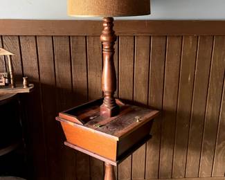 Vintage Wooden Table lamp wstorage