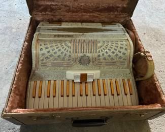 Enrico Roselli Accordion
