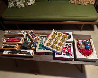 Christmas Decorations, Trains