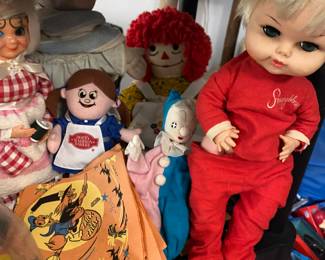 Vintage Halloween Napkins. Vintage Dolls Stuffed Animals