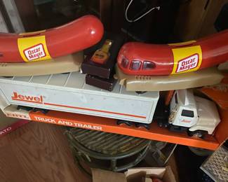 Oscar Mayer Weiner Mobile LARGE