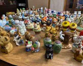Vintage Salt Pepper Shakers