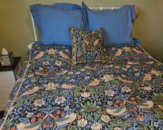 Double cast iron bed & Linens