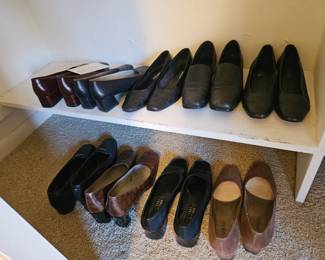 Womens shoes & boots size 7/8