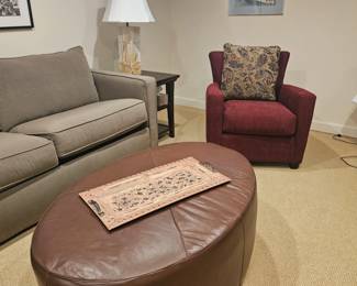 Leather ottoman 