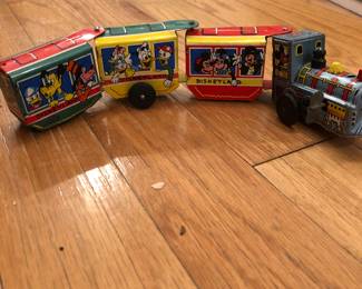 Marx Tin Litho Disneyland Train
Working condition.