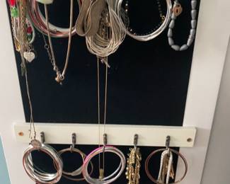 Estate Sales By Olga in Somerville, NJ