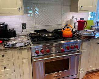 Tons of Kitchens Items