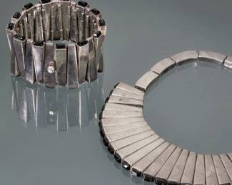 (2pc) ANTONIO PINEDA MATCHSTICK NECKLACE & BRACELET | Antonio Pineda "matchstick" obsidian and silver necklace and matching bracelet, 970 silver each with fineness marks and hallmarks; together 12.8 ozt.

