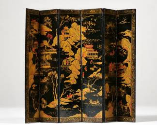 LINDA WEXLER JAPONAISE DOLLHOUSE SCREEN | Japanese style dollhouse miniature floor screen with overall black lacquer and gilt hand-painted decoration, signed on verso and dated 1980, custom-made
 - l. 7.75 x h. 6 in.