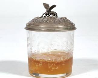 UNUSUAL SILVER LIDDED & ETCHED GLASS HONEY JAR | An etched glass jar with an 835 silver lid with bee finial and floral repousse; lid alone 1.36 ozt
 - h. 3.75 x dia. 3 in.