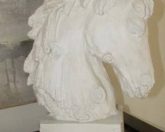 Wood horse head decor