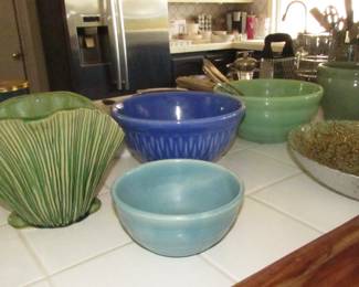 Serving bowls