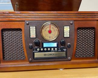 Turntable, radio, CD Player & Recorder