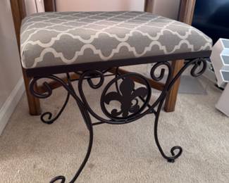Fluer de Lis upholstered vanity stool