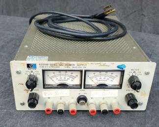 M010 Hewlett Packard 6205B Dual DC Power Supply