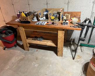 Vintage Blacksmith Peg Leg Box Vise