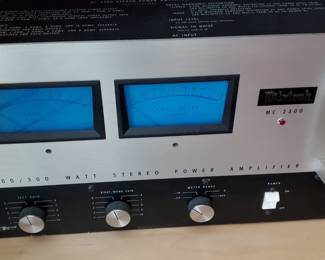 300/300 Watt Stereo Amplifier - Works!