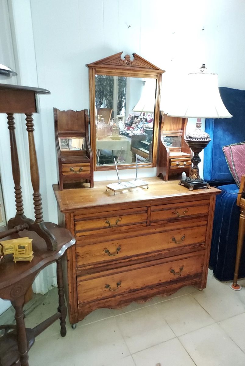 Antique Dresser W/Mirror & Glove Boxes