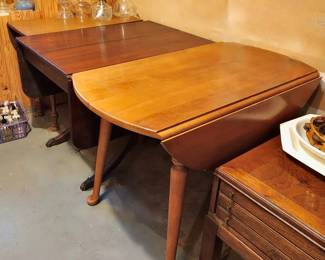 Drop Leaf Tables