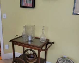 Tea cart