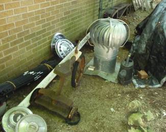 there is a LARGE amount of items  outside 