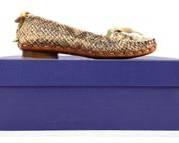 STUART WEITZMAN Beige Snake Mocs Shoes Size 6 M
