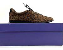 STUART WEIZTMAN Russia Hour Spotted Cat Shoes, Women's Size 6
