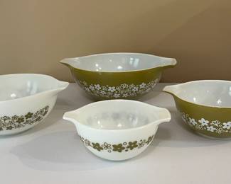 Pyrex Spring Blossom Crazy Daisy Cinderella bowls