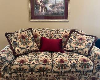 Massoud loveseat