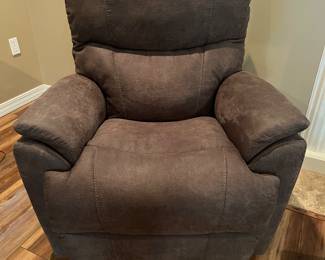 La-Z-Boy lift chair