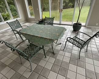 chairs are for sale - NOT the table - sorry!