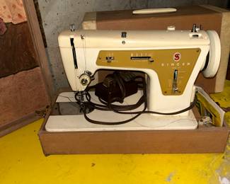 Singer Sewing Machine